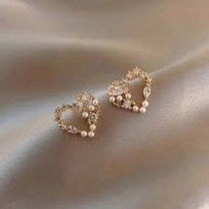 Crystal Heart Earrings - Gold /NWOT